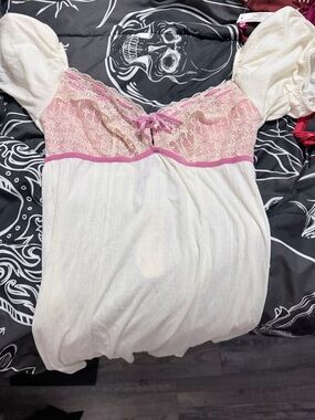 NWT For Love &Lemons Dauphine slip size Medium